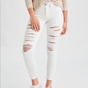 NWOT White Ripped American Eagle Skinny Jeans 8
